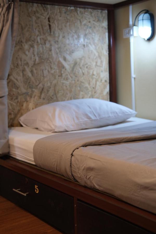 @Home Hostel Wua Lai Čiang Mai Exteriér fotografie